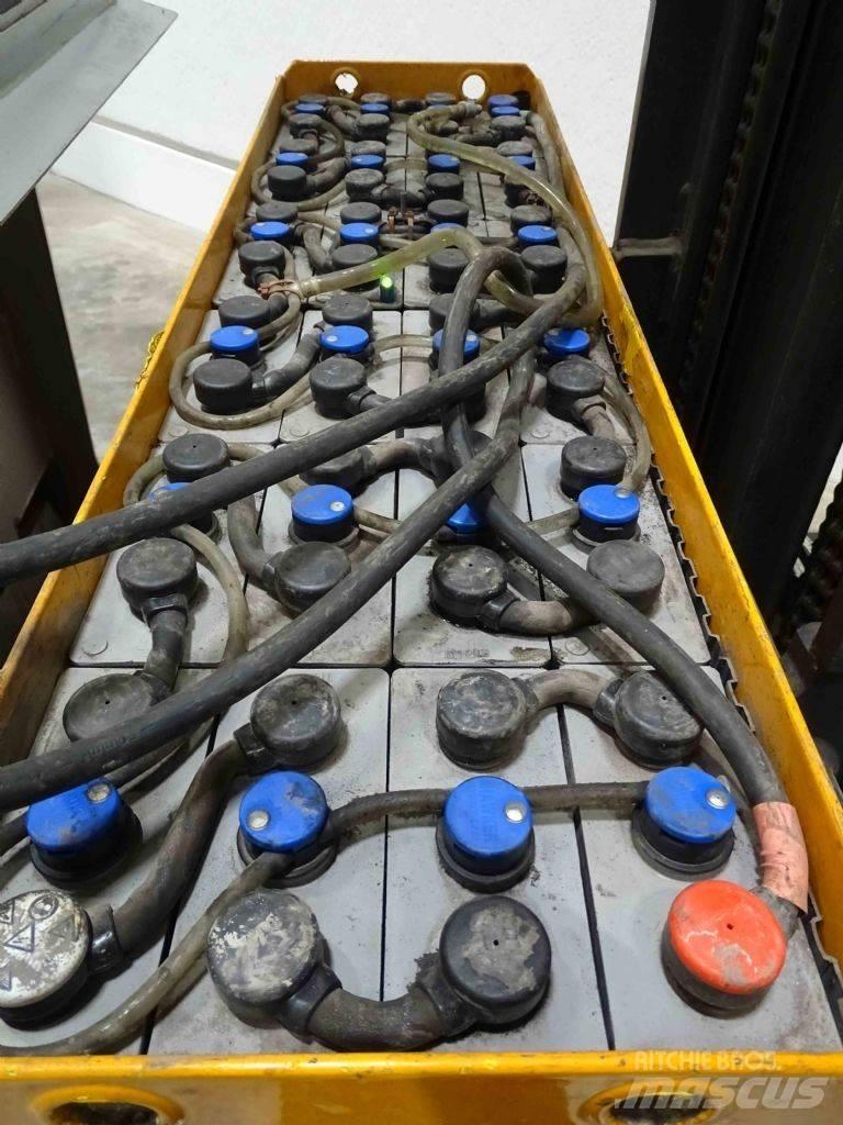 Still FM-X14 Reachtruck voor hoog niveau