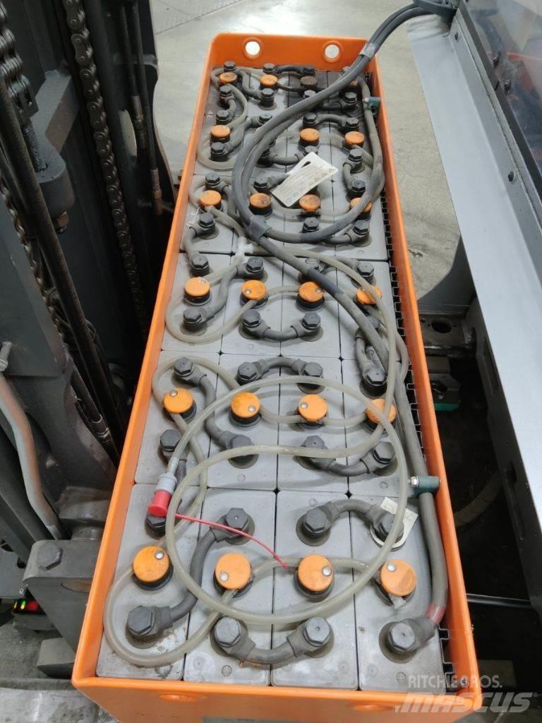 Still FM-X14 Reachtruck voor hoog niveau