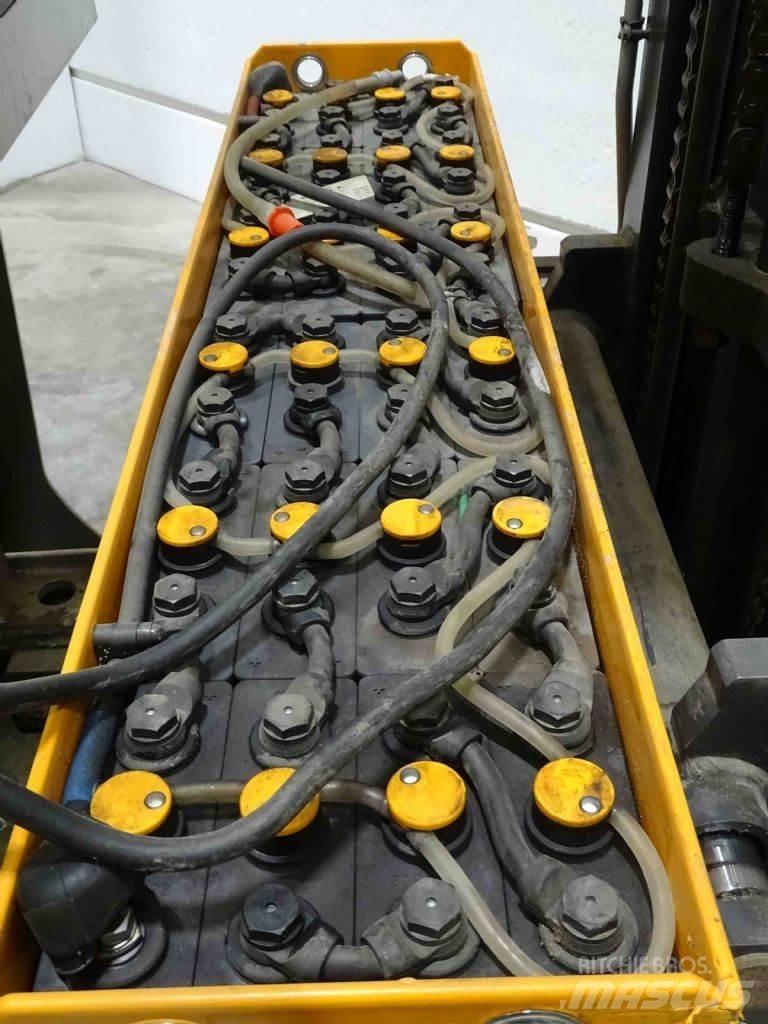 Still FM-X14 Reachtruck voor hoog niveau