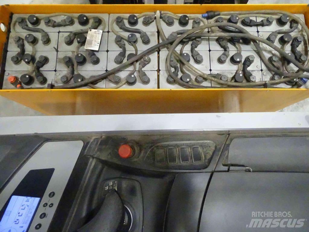 Still FM-X14 Reachtruck voor hoog niveau