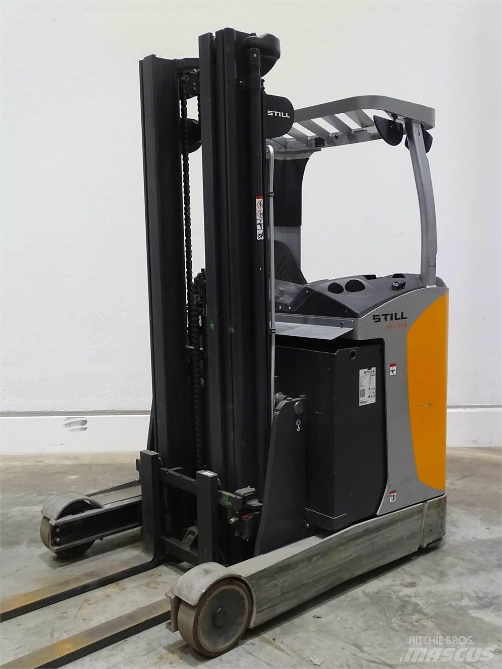 Still FM-X14 Reachtruck voor hoog niveau