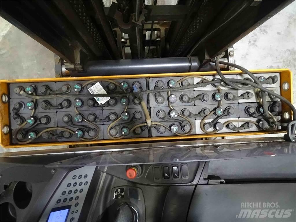Still FM-X14 Reachtruck voor hoog niveau