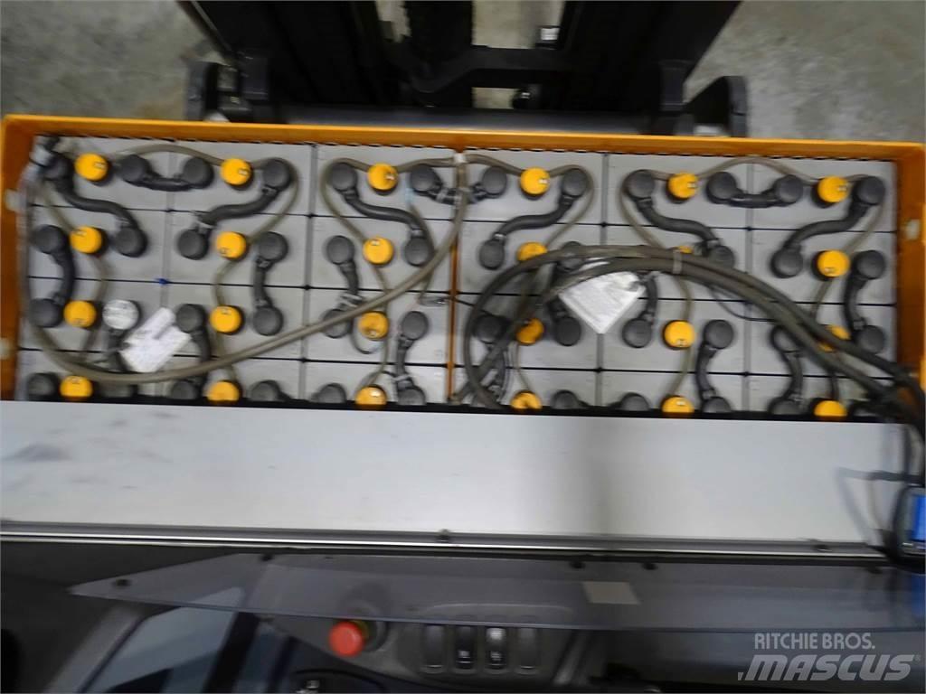 Still FM-X14 Reachtruck voor hoog niveau