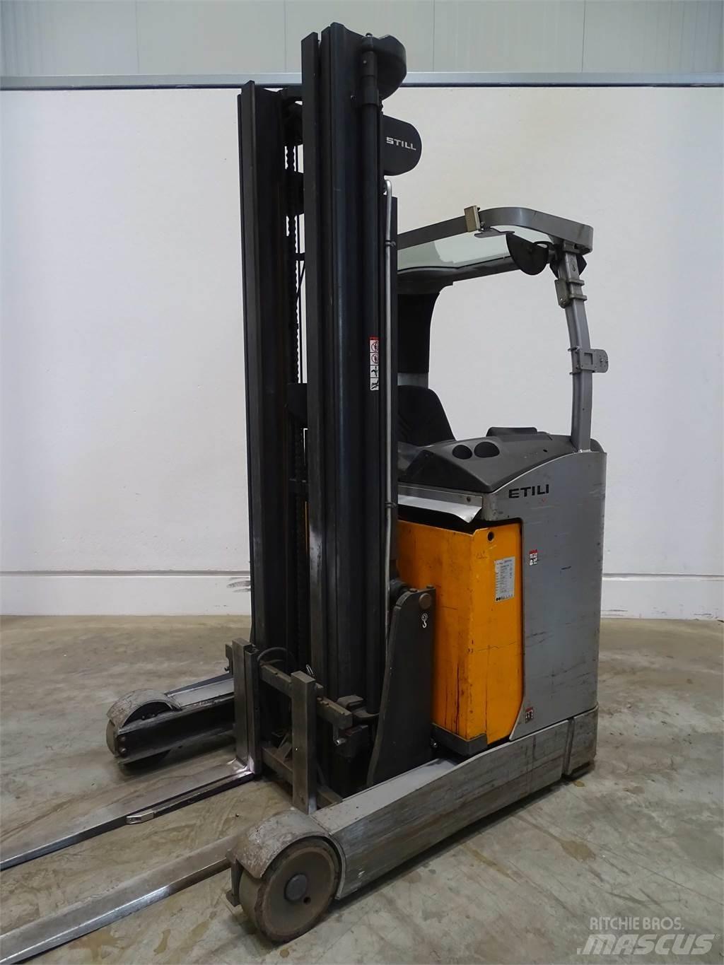 Still FM-X14 Reachtruck voor hoog niveau