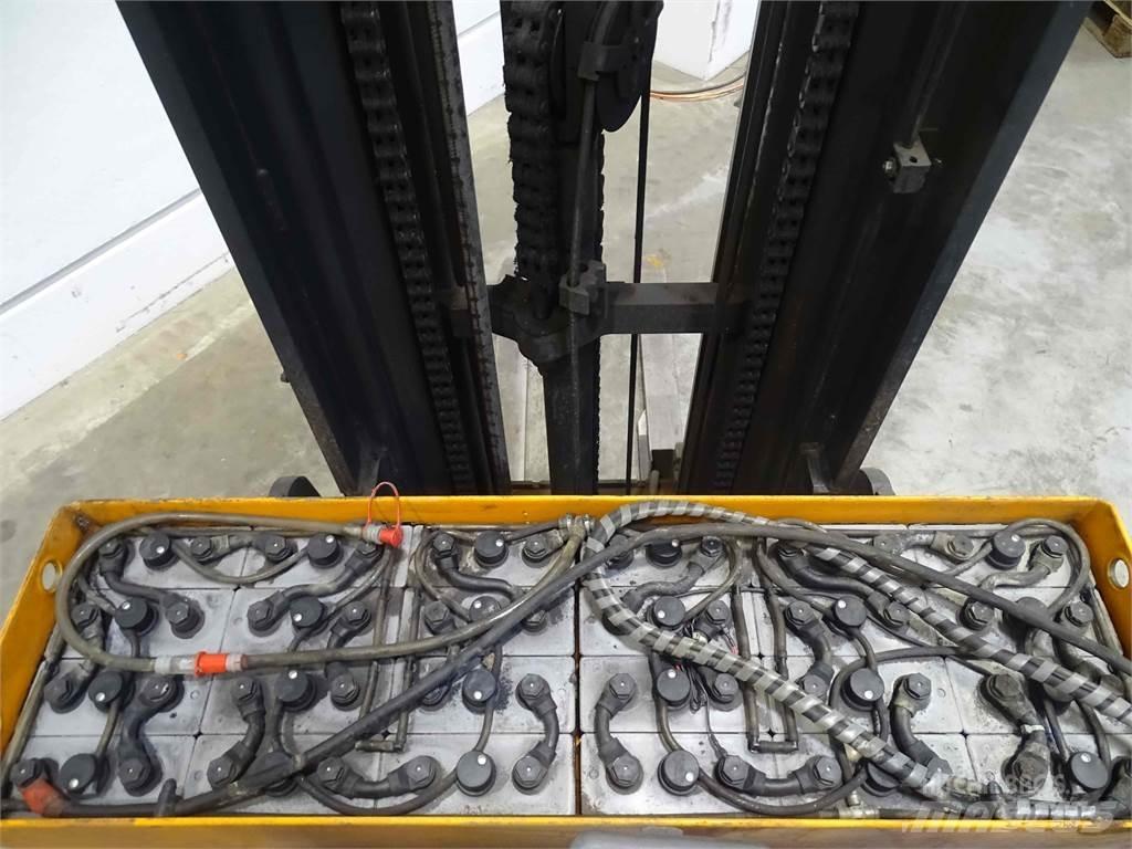 Still FM-X14 Reachtruck voor hoog niveau