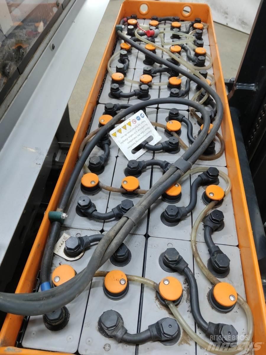 Still FM-X14 Reachtruck voor hoog niveau