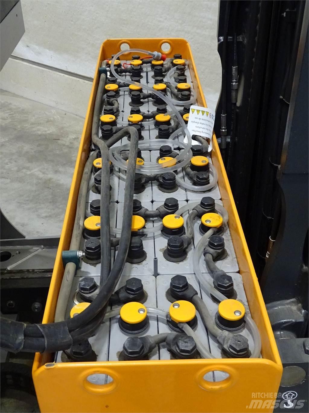 Still FM-X14 Reachtruck voor hoog niveau