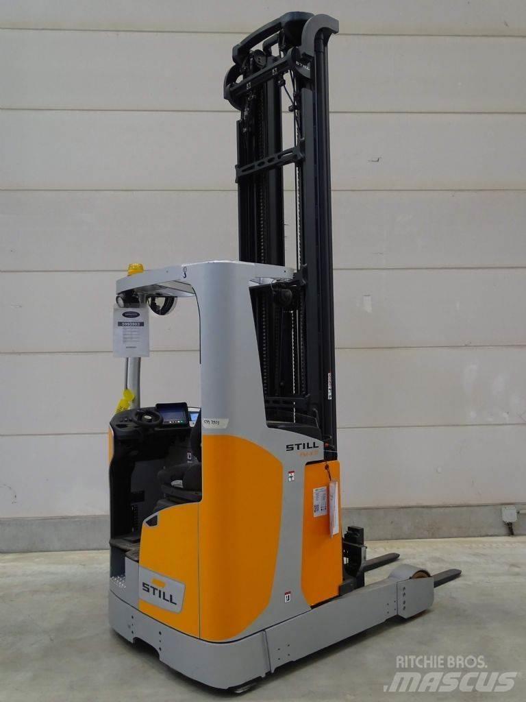 Still FM-X17 Reachtruck voor hoog niveau