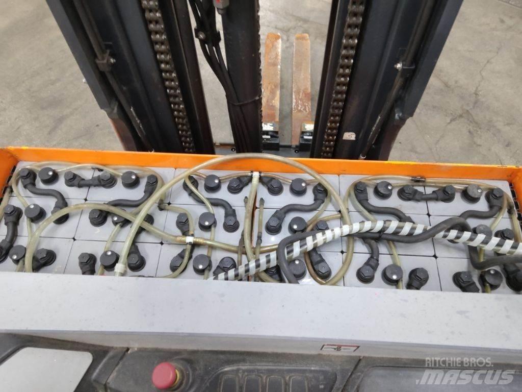 Still FM-X17 Reachtruck voor hoog niveau