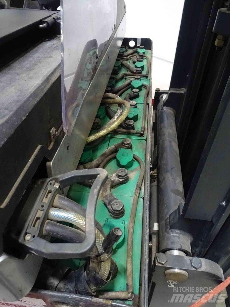 Still FM-X17 Reachtruck voor hoog niveau