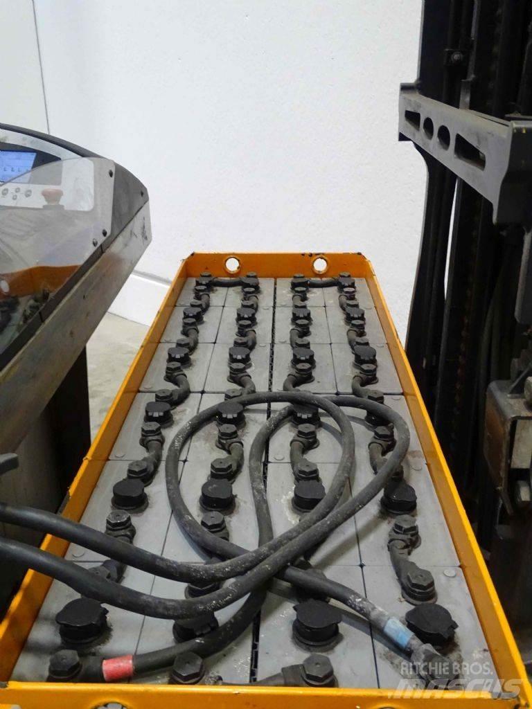 Still FM-X17 Reachtruck voor hoog niveau