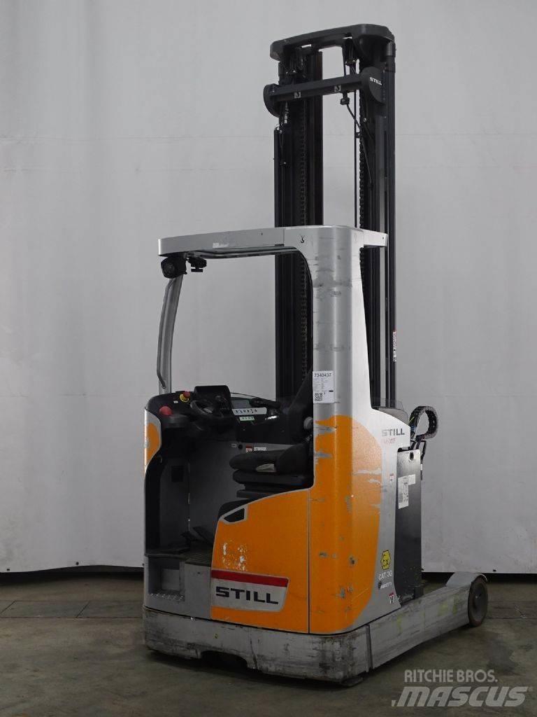 Still FM-X17 Reachtruck voor hoog niveau