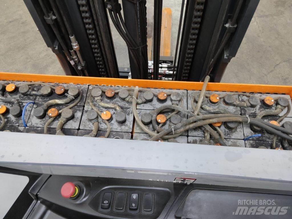 Still FM-X17 Reachtruck voor hoog niveau