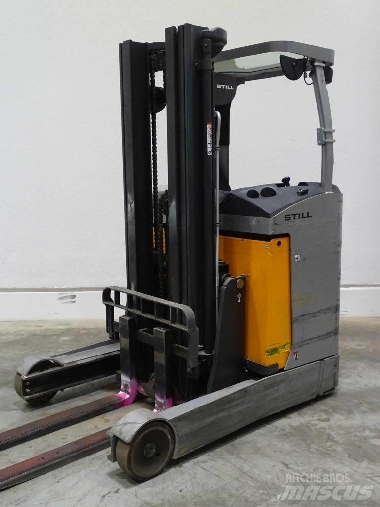 Still FM-X17 Reachtruck voor hoog niveau