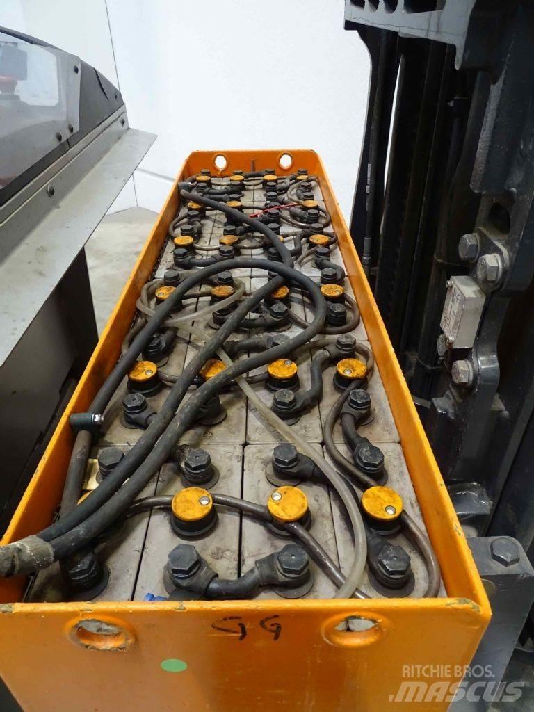 Still FM-X17 Reachtruck voor hoog niveau