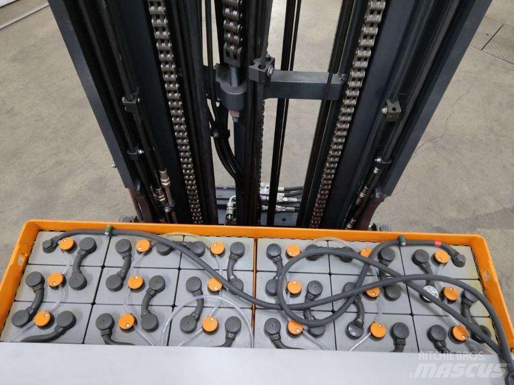 Still FM-X17 Reachtruck voor hoog niveau