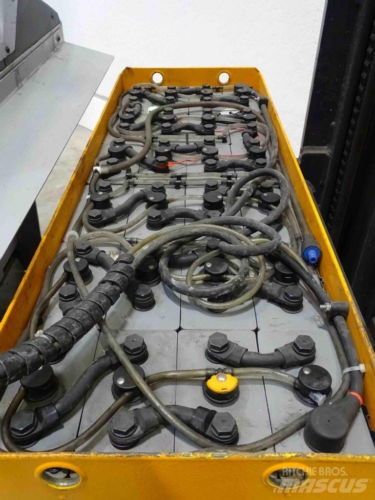 Still FM-X17 Reachtruck voor hoog niveau