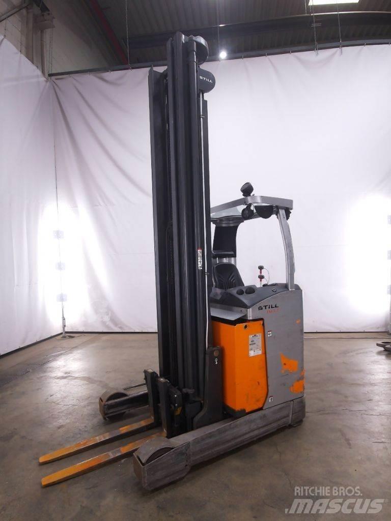 Still FM-X17 Reachtruck voor hoog niveau