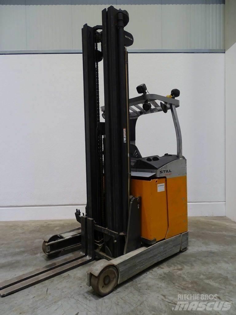 Still FM-X17 Reachtruck voor hoog niveau