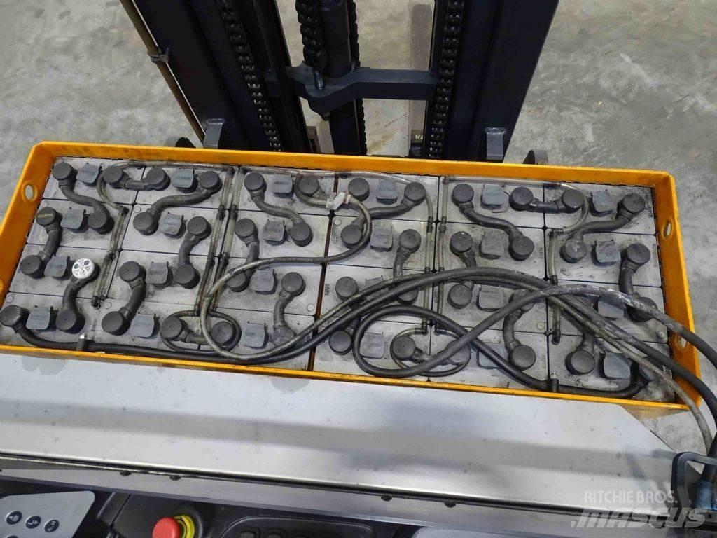 Still FM-X17 Reachtruck voor hoog niveau