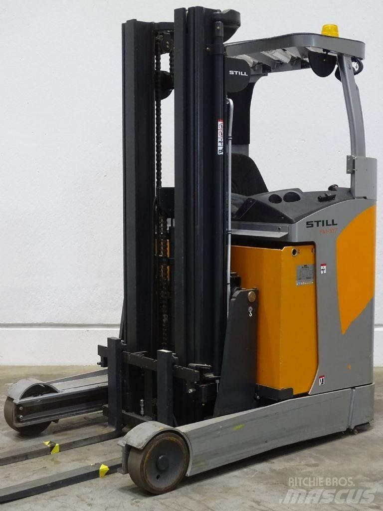 Still FM-X17 Reachtruck voor hoog niveau