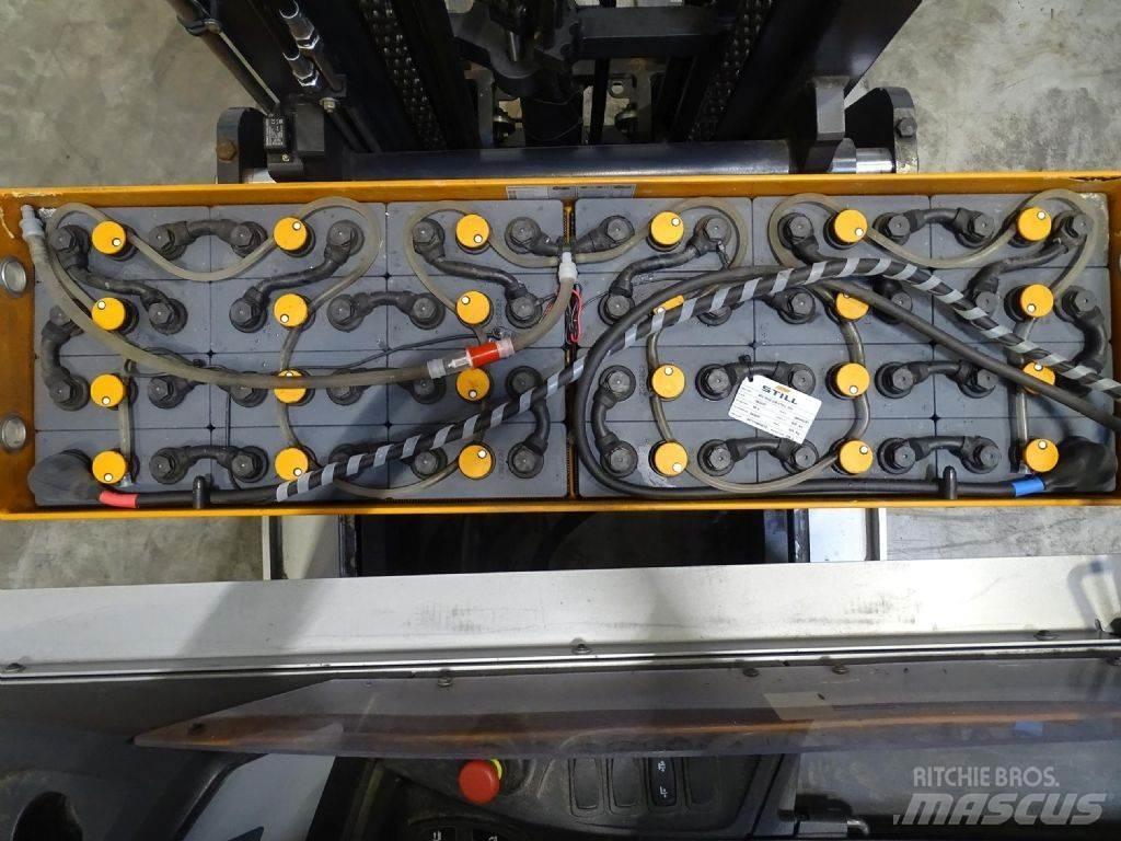 Still FM-X17 Reachtruck voor hoog niveau