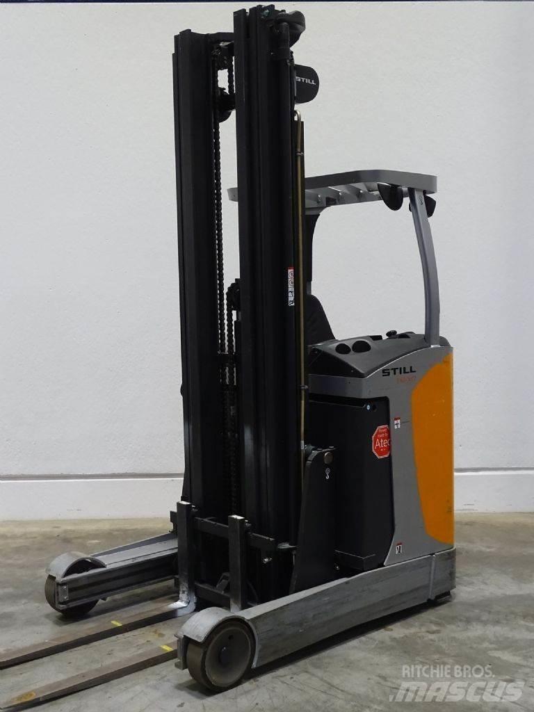 Still FM-X17 Reachtruck voor hoog niveau