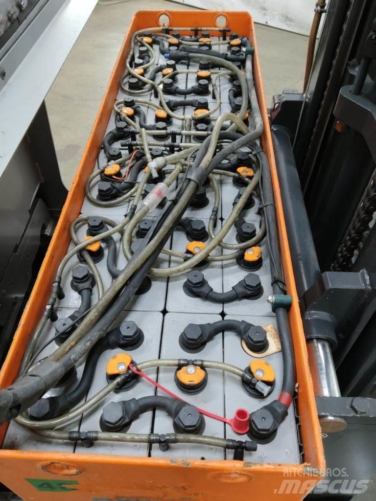 Still FM-X17 Reachtruck voor hoog niveau