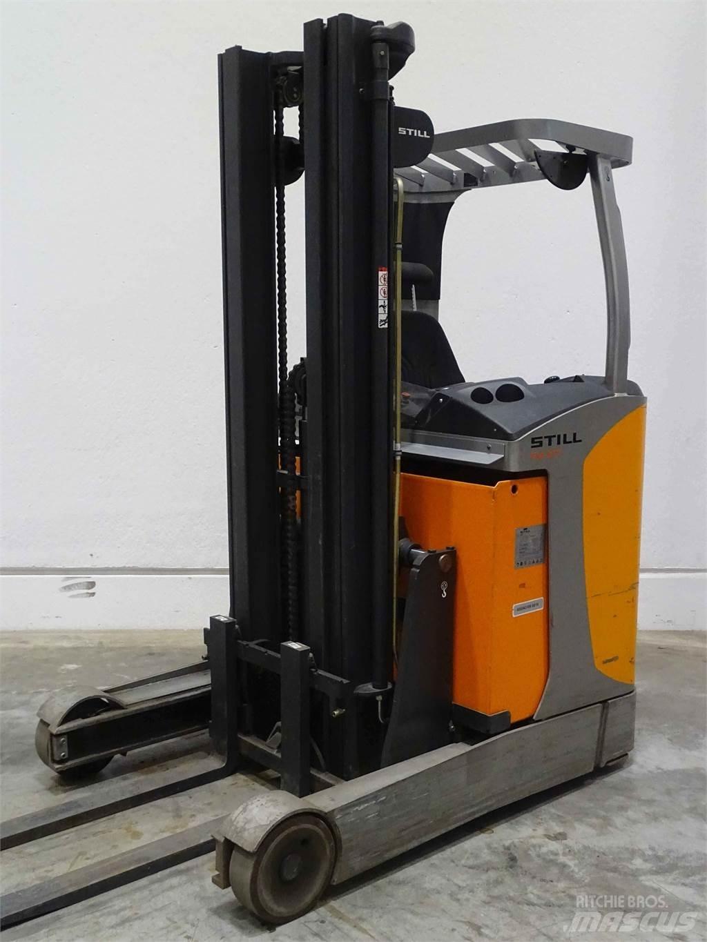 Still FM-X17 Reachtruck voor hoog niveau