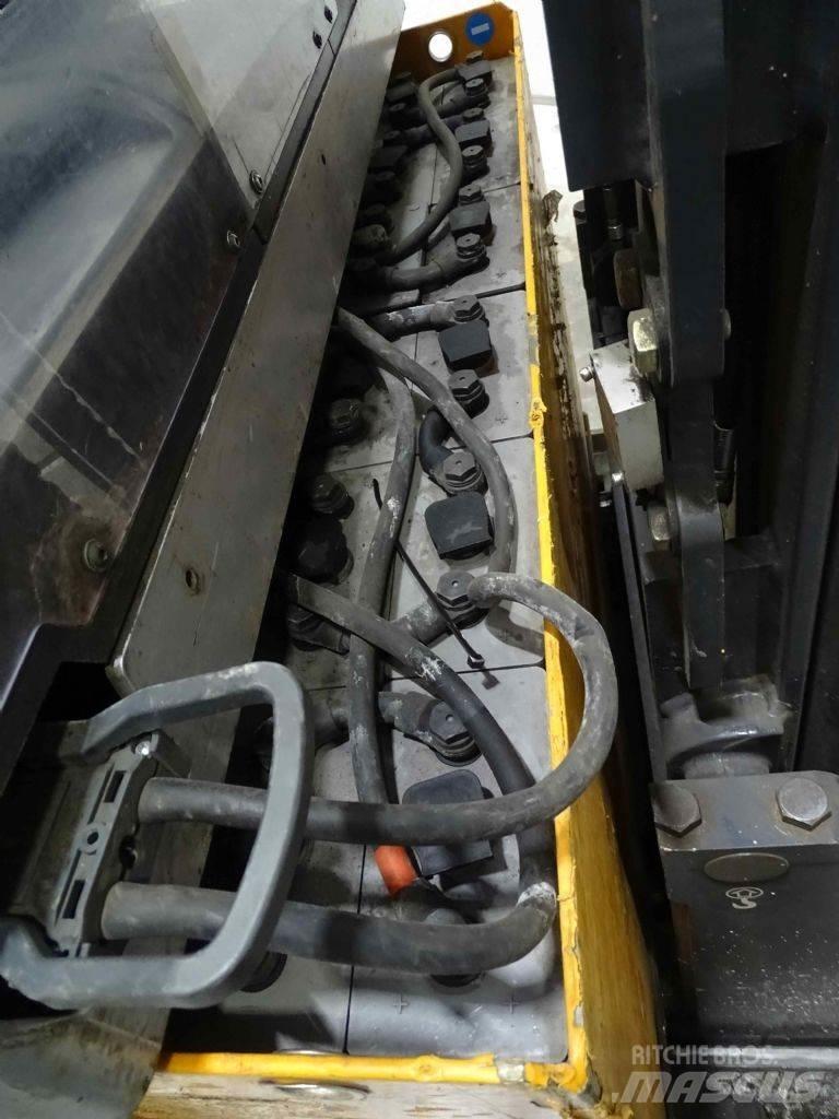 Still FM-X17 Reachtruck voor hoog niveau