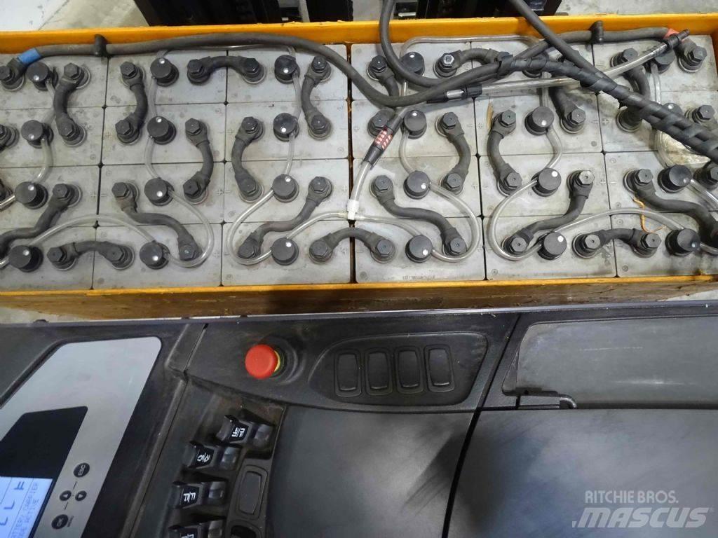 Still FM-X17 Reachtruck voor hoog niveau