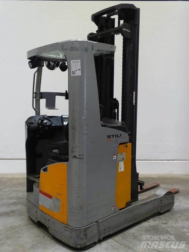 Still FM-X17 Reachtruck voor hoog niveau