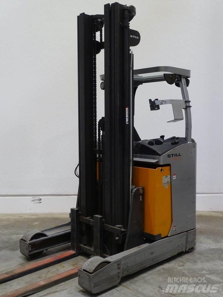 Still FM-X17 Reachtruck voor hoog niveau