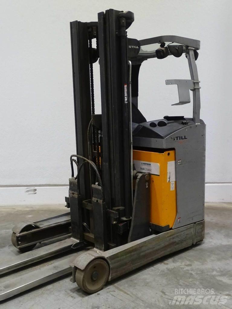 Still FM-X17 Reachtruck voor hoog niveau