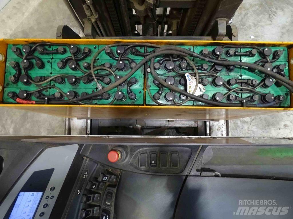 Still FM-X17 Reachtruck voor hoog niveau