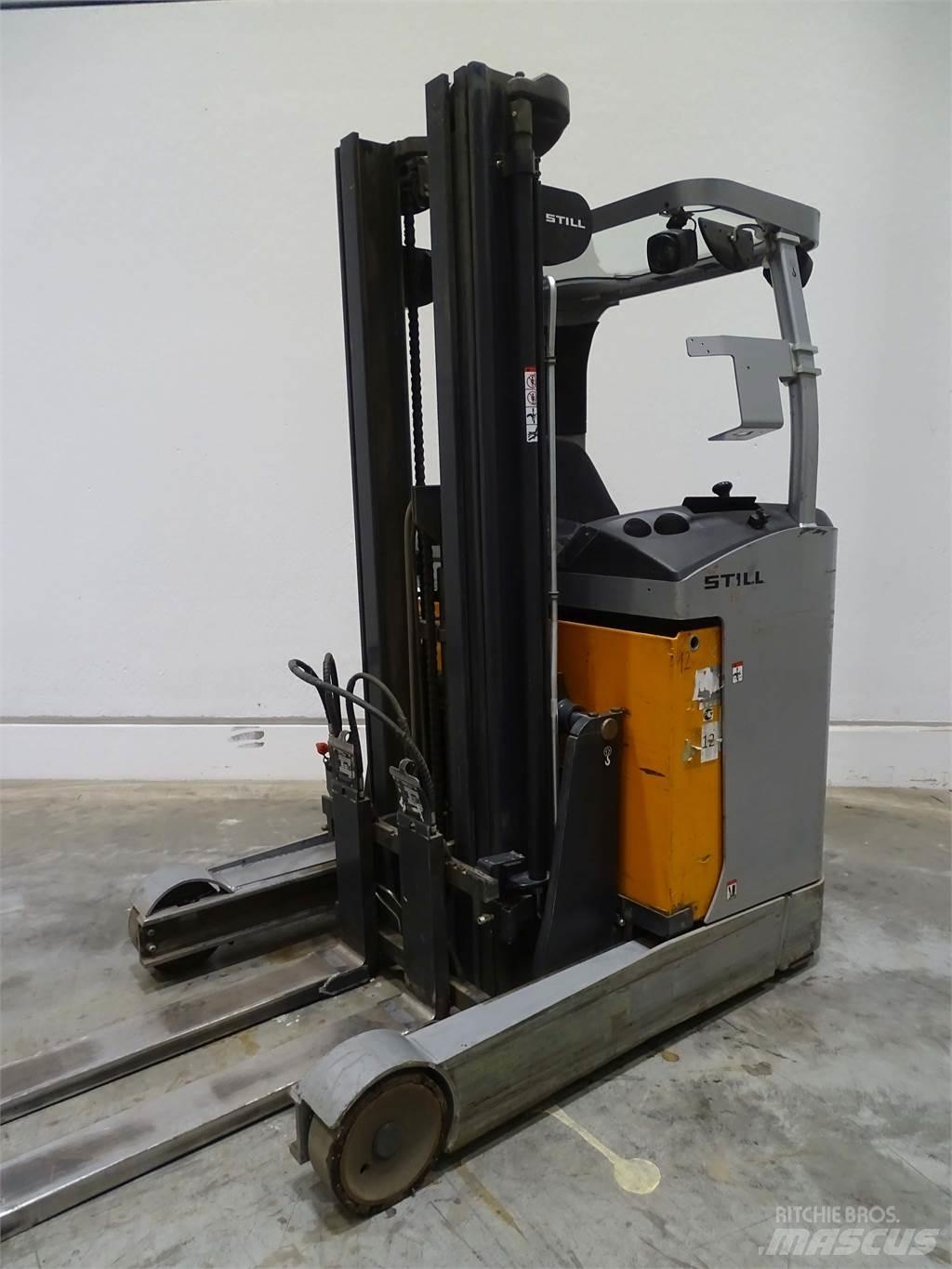 Still FM-X17 Reachtruck voor hoog niveau
