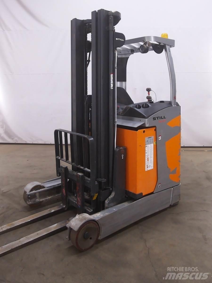 Still FM-X17 Reachtruck voor hoog niveau