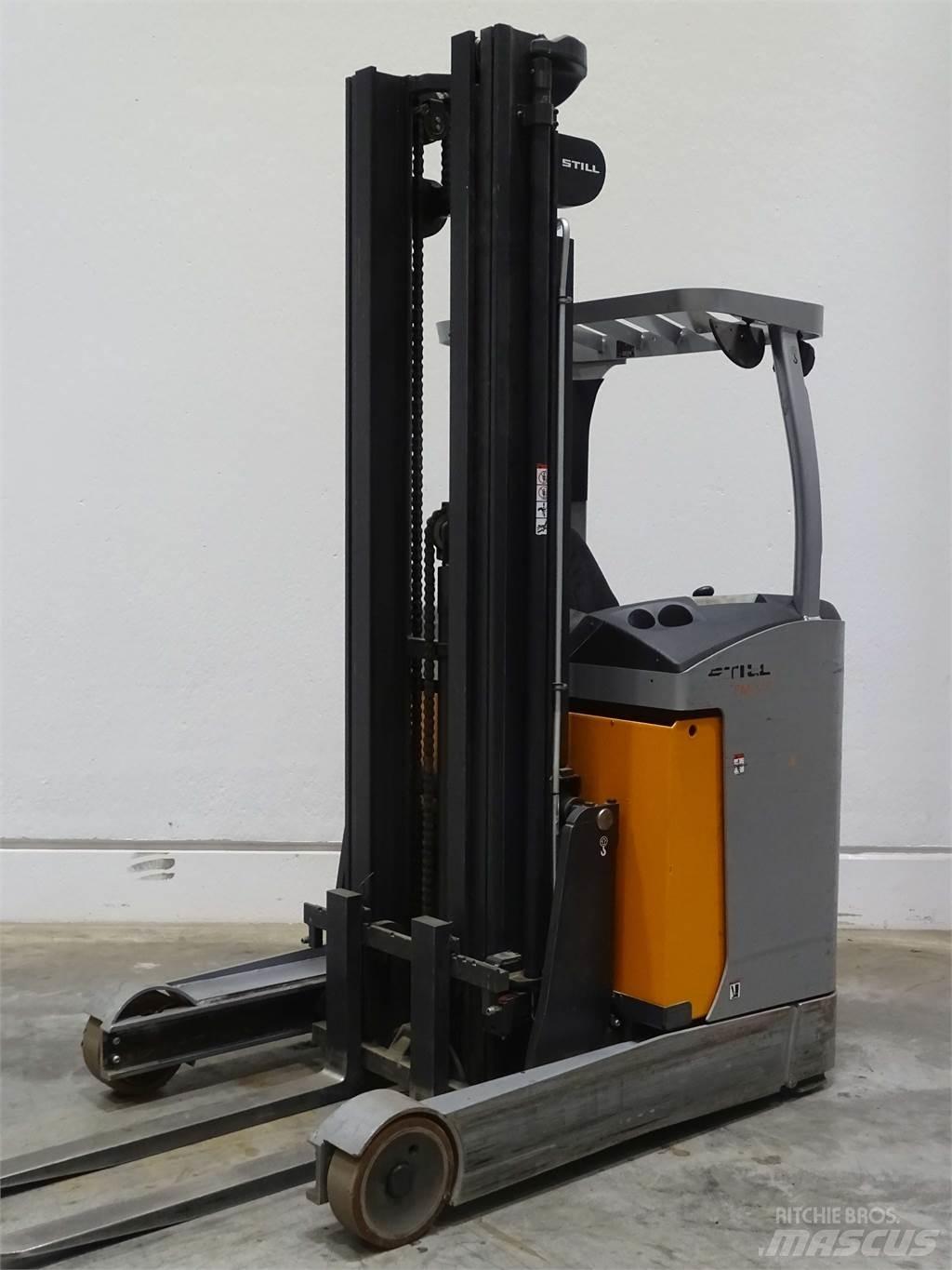 Still FM-X17 Reachtruck voor hoog niveau