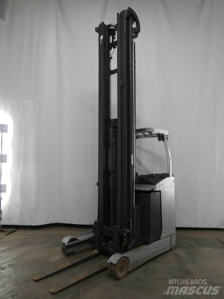 Still FM-X17 Reachtruck voor hoog niveau