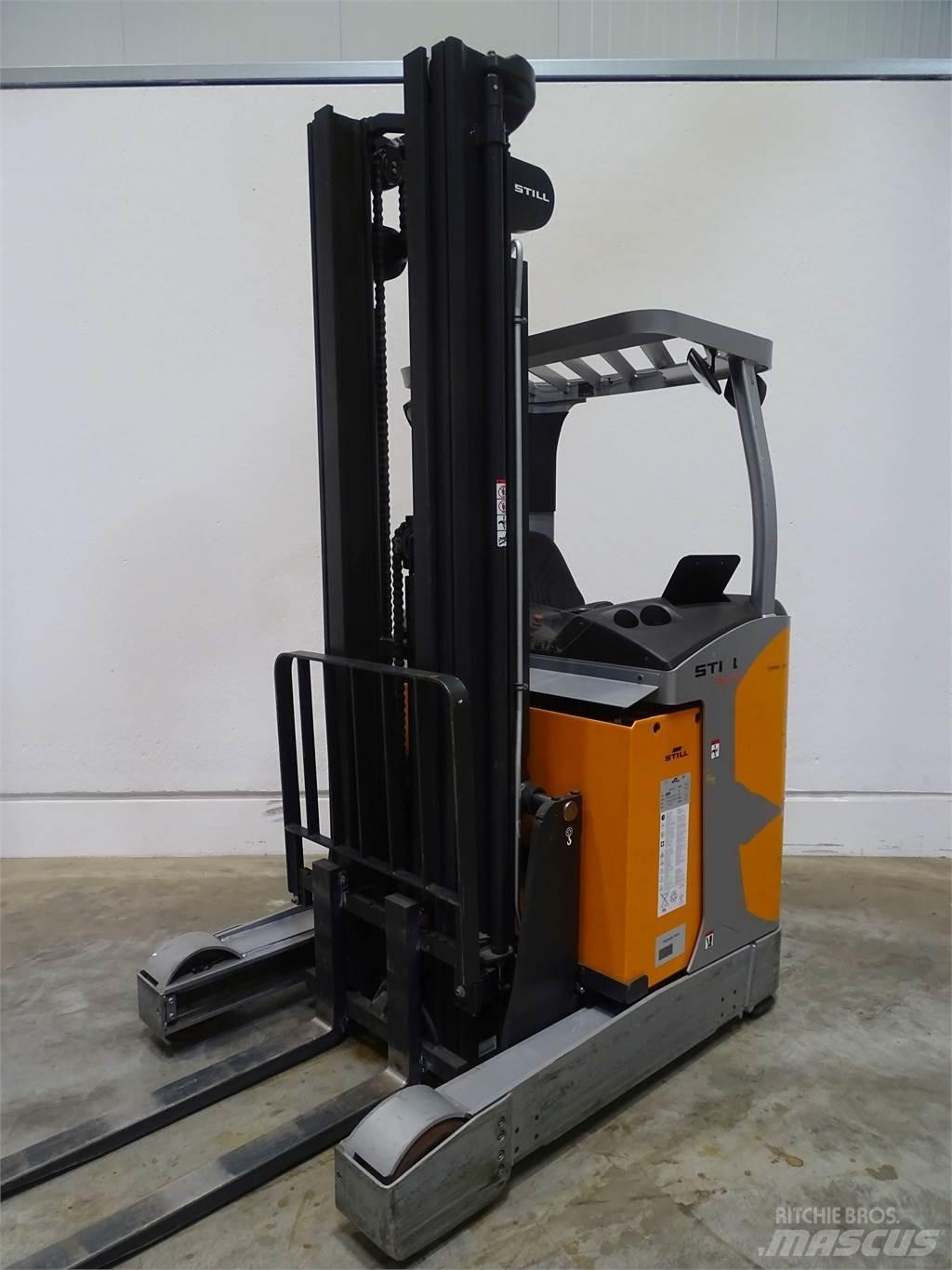Still FM-X17 Reachtruck voor hoog niveau