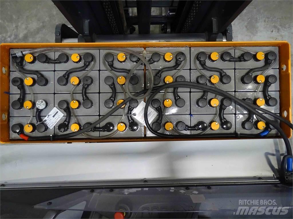 Still FM-X17 Reachtruck voor hoog niveau
