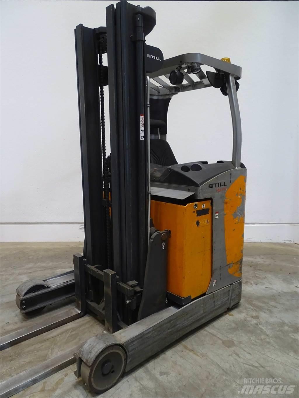 Still FM-X17 Reachtruck voor hoog niveau
