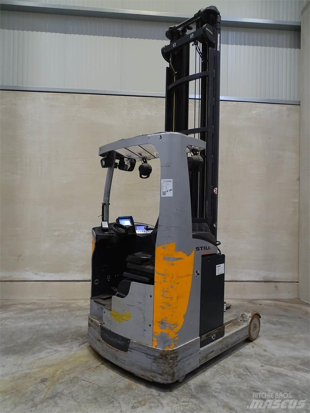 Still FM-X17 Reachtruck voor hoog niveau