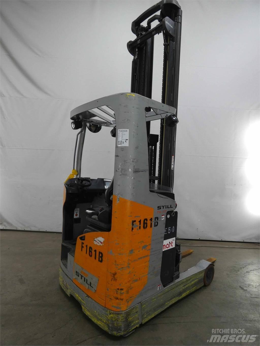 Still FM-X17 Reachtruck voor hoog niveau