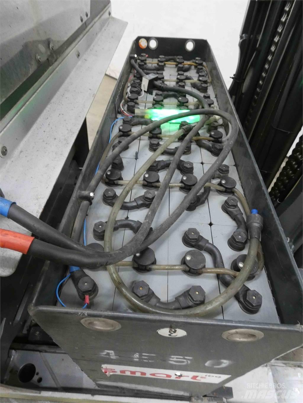 Still FM-X17 Reachtruck voor hoog niveau