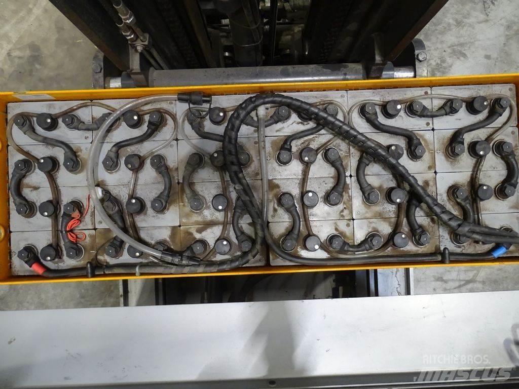 Still FM-X25 Reachtruck voor hoog niveau