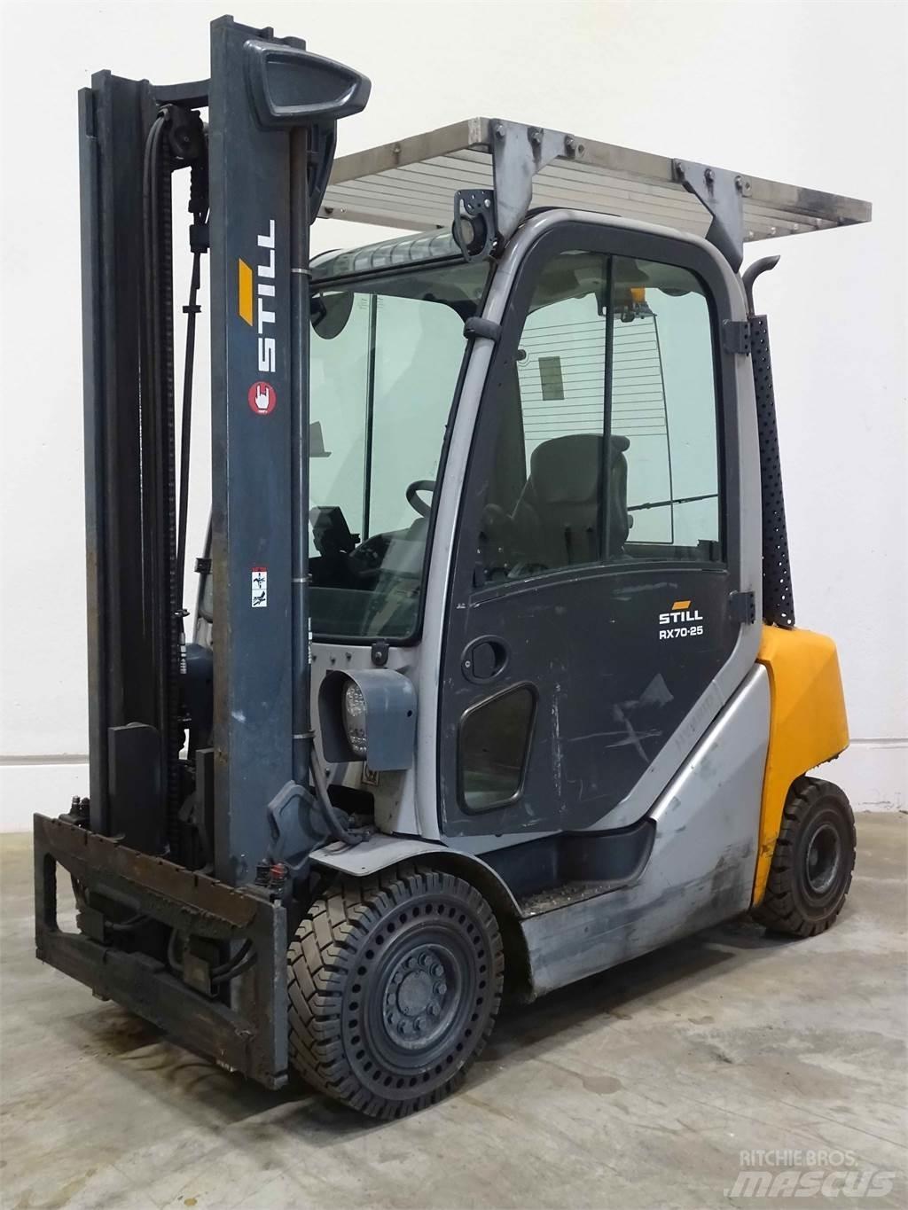 Still RX70-25 Diesel heftrucks
