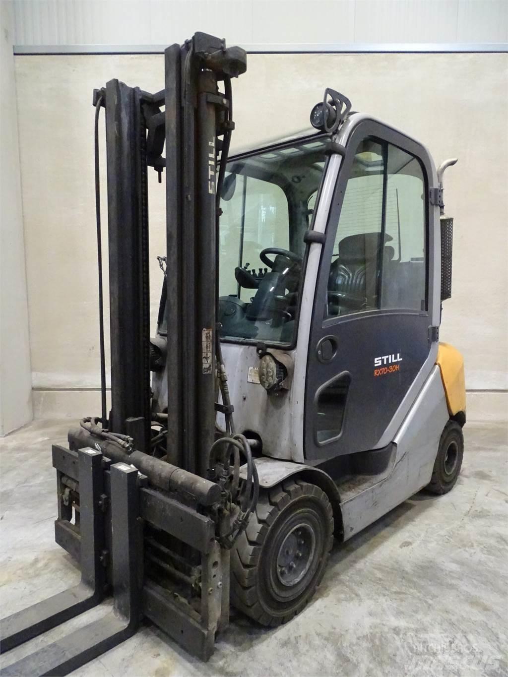 Still RX70-30 Diesel heftrucks