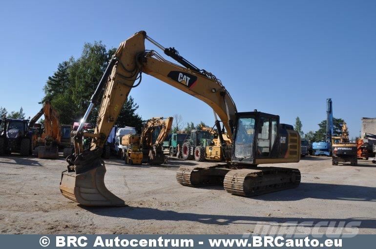 CAT 320 Rupsgraafmachines