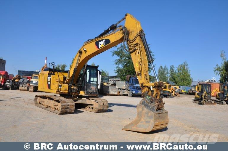 CAT 320 Rupsgraafmachines